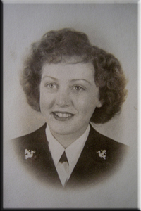 Yeoman 2nd Class - WAVES Shirley Crawford